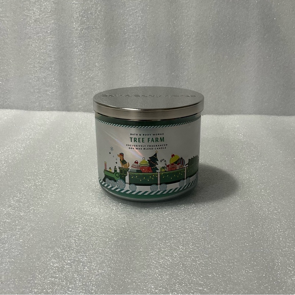 Bath and Body Works Tree Farm 3-Wick Candle